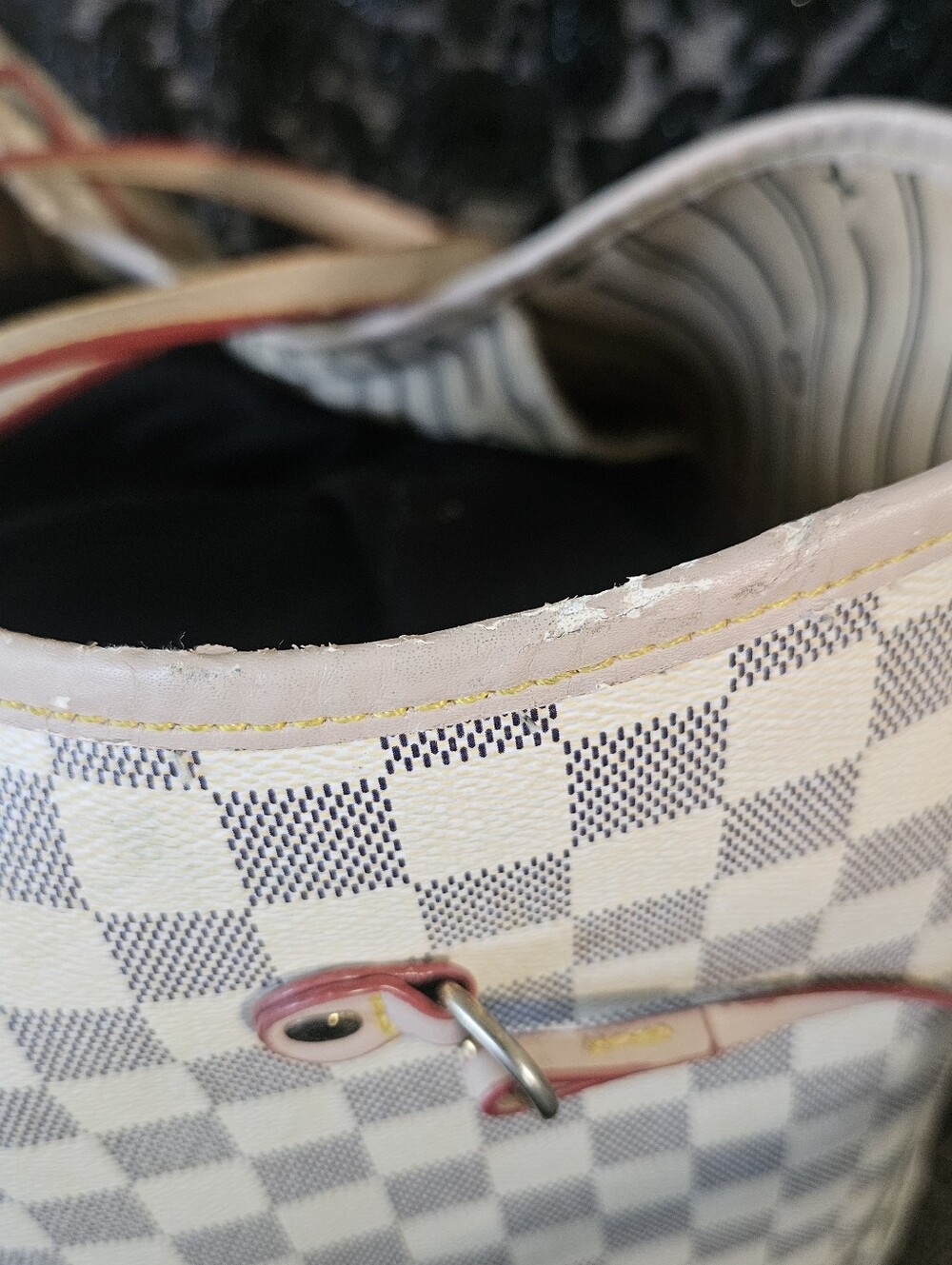 LOUIS VUITTON NEVERFULL Tote Bag. Grey & White Louis Vuitton Handbag - Picture 11 of 16